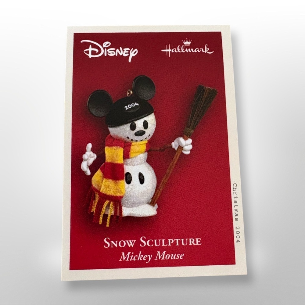 Hallmark Disney 2004 Snow Sculpture Mickey Mouse - Picture 6 of 6